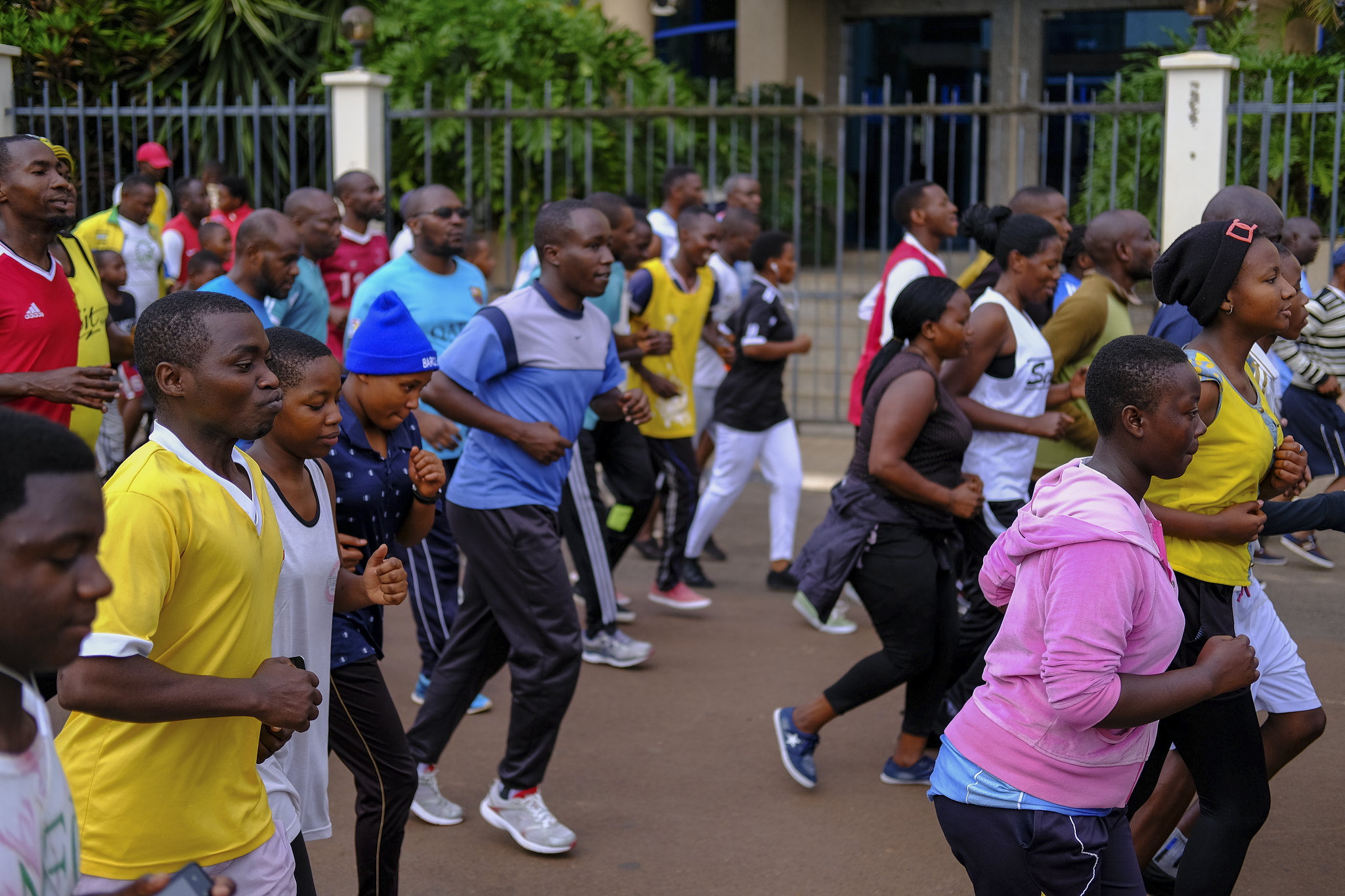 Residents participate in Kigali Car Free Day, held twice a month to cut emissions from transportation. Rwanda is prioritizing lowcarbon, climate-resilient development with particular focus on green city projects.